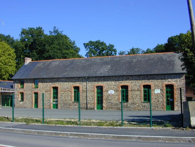 Vue générale nord-ouest ; L'école privée des garçons