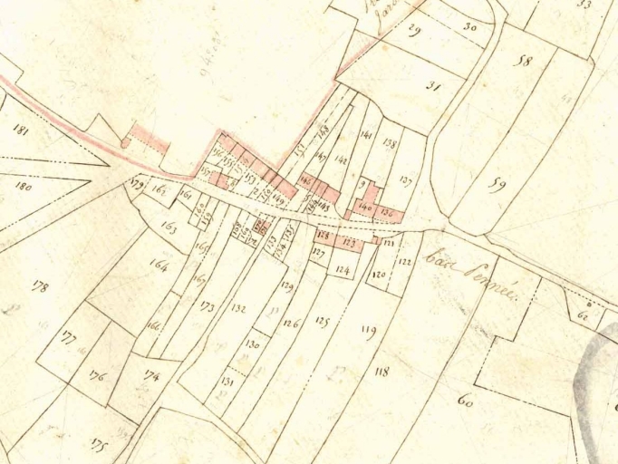 Le hameau sur le cadastre de 1823 ; Le Bas Pennée, un hameau en rue en 1823