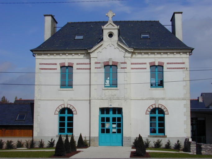 Vue générale sud ; L'école publique