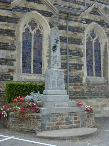 Monument aux morts, rue du Pinel (Saint-Germain-du-Pinel)