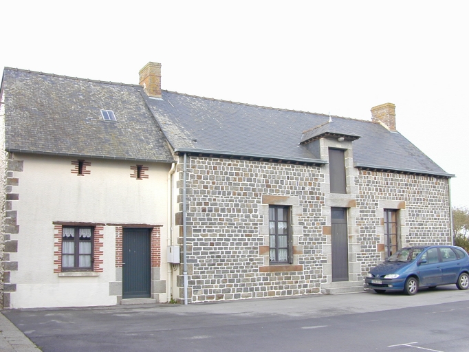 Vue générale sud-ouest ; Le Haut Montigné : maison de ferme daté 1908
