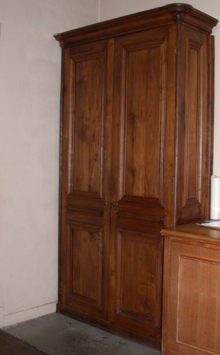 Vue générale d'une armoire