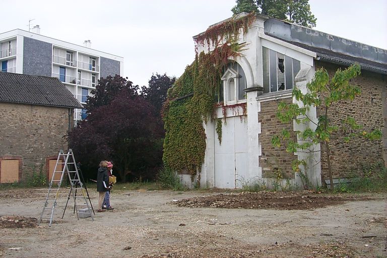 Vue générale de la halle principale orientée est-ouest.