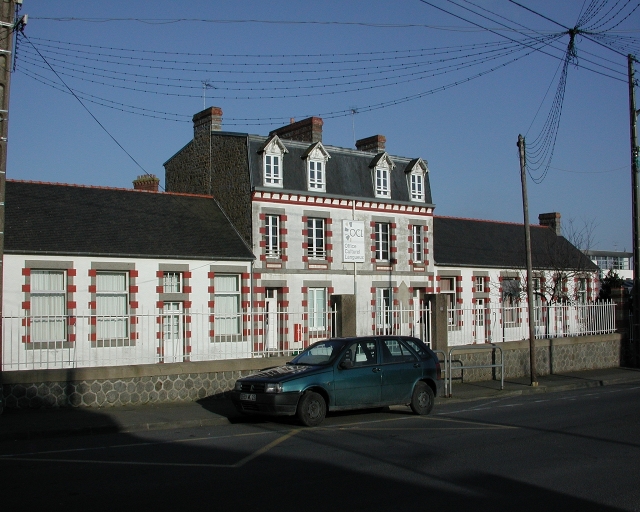 Vue générale prise du côté ouest