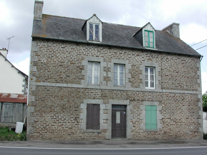 Maison de type ternaire ; Vue générale