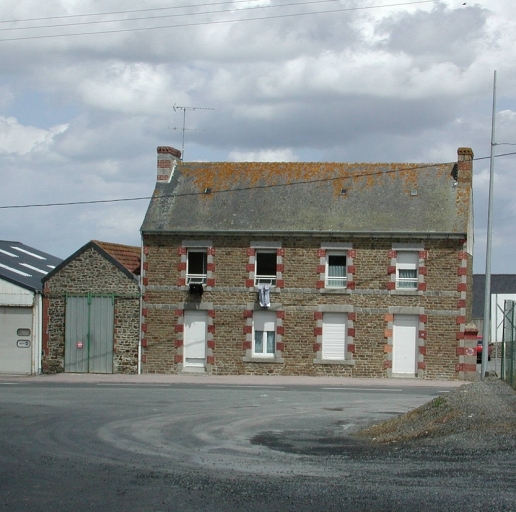 Logis jumelés symétriques ; Vue générale