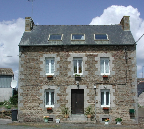 Maison de type ternaire ; Vue générale 