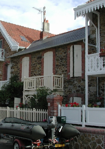 Vue générale de la façade antérieure