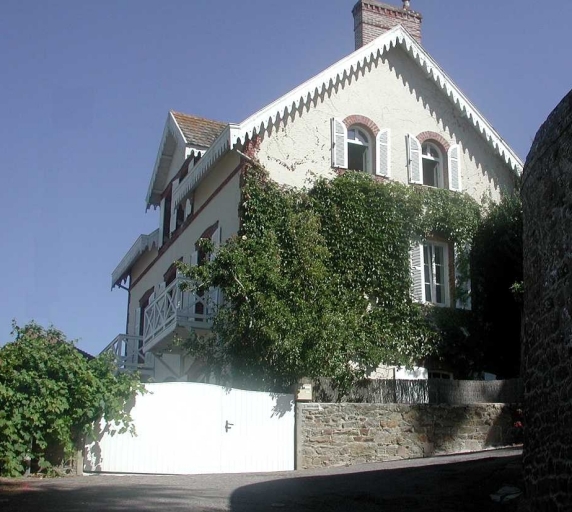 Vue générale depuis la rue des Monts Colleux