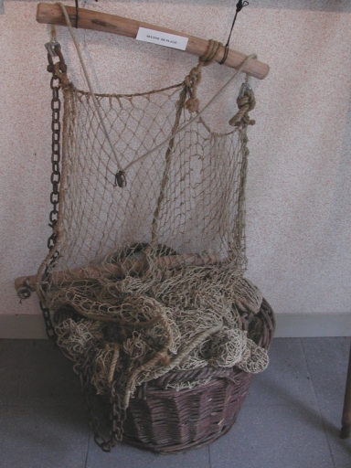 Vue générale d'une senne (seunne) de plage (Atelier du Patrimoine)