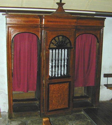 Confessional du bas-côté nord