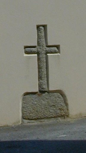 Détail de la croix remployée