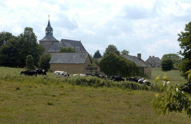Vue générale du bourg depuis l'est