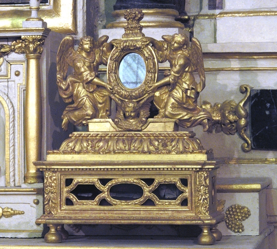 1er reliquaire : vue générale