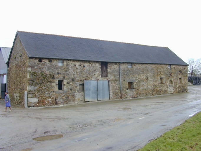 Vue générale sud-ouest ; La Courgeonnière : logis à fonctions combinées XVI-XVIIe