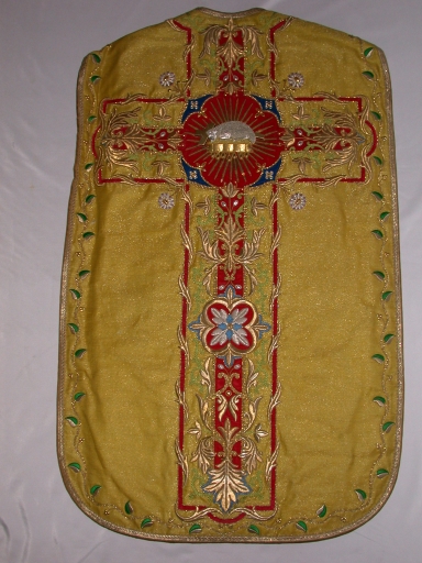 Vue générale d'une chasuble