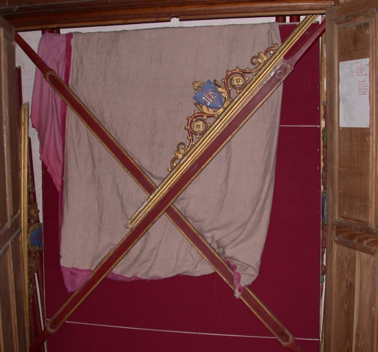 Vue générale du dais replié