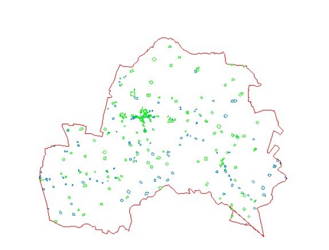 En bleu les édifices simplement recensés ; En vert les édifices documentés ; L'habitat dispersé