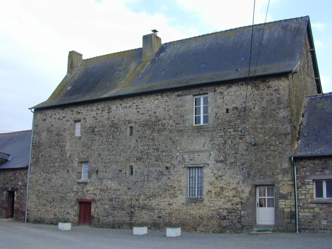 Le manoir de la Rochère ; Elévation antérieure : vue générale nord-ouestue générale