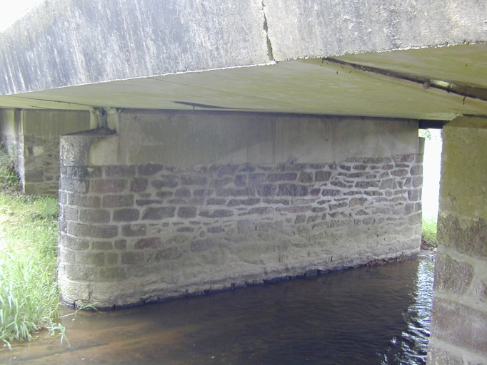 Vue générale du pont ; Le pont Rozel