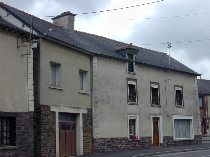 Vue de la façade sud ; Maison à boutique de la rue de Montfort