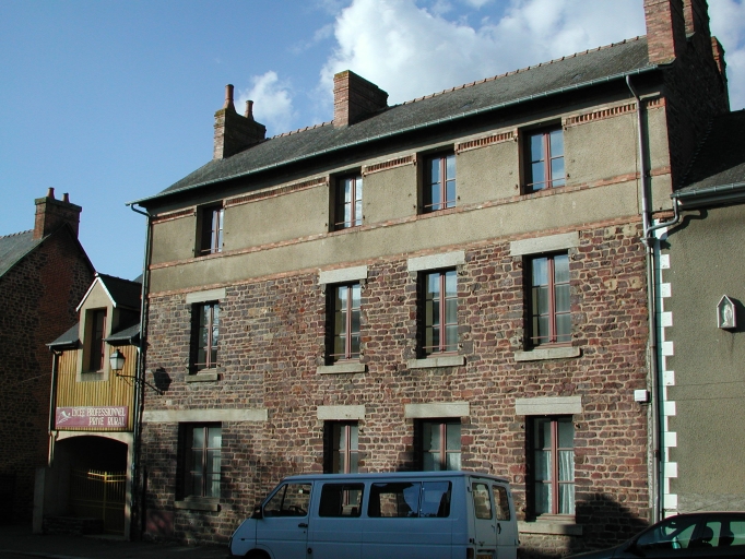 Vue générale de la façade sud