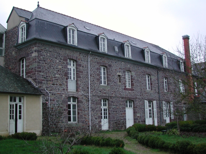 Façade est
