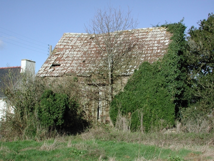 Vue générale (façade antérieure).