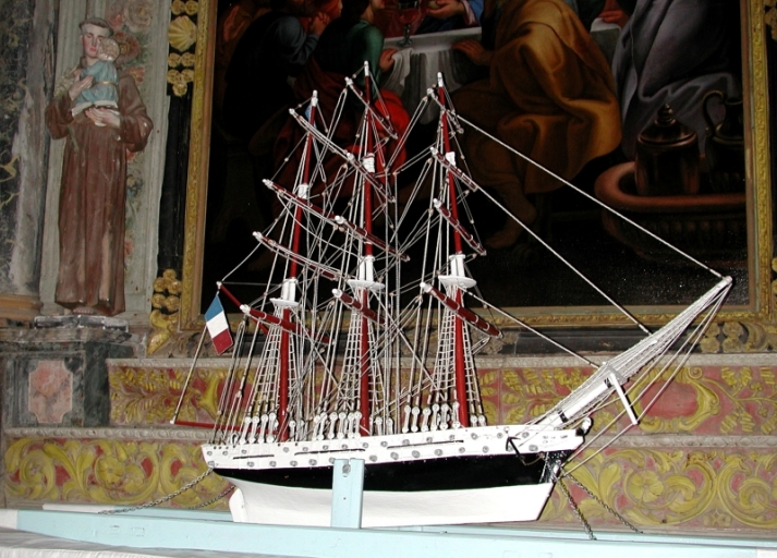 Vue générale de la maquette ex-voto de procession Zant-Quemeau