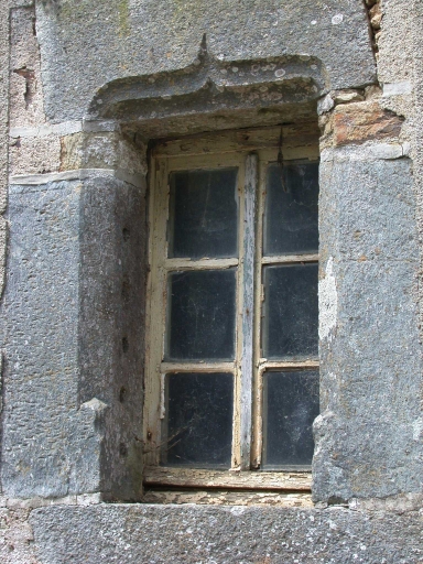 Kerdrain 3, détail d'une fenêtre 16e siècle