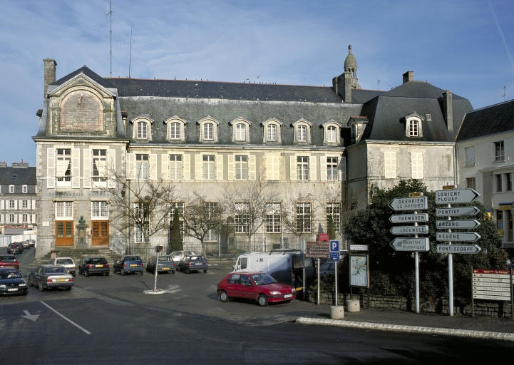 Aile sud, élévation sud, vue générale