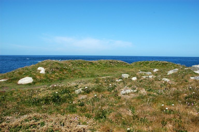 Ile de Batz : vue générale de la batterie de Beg Séac'h Ouest  ; Vue générale (état en 2004)
