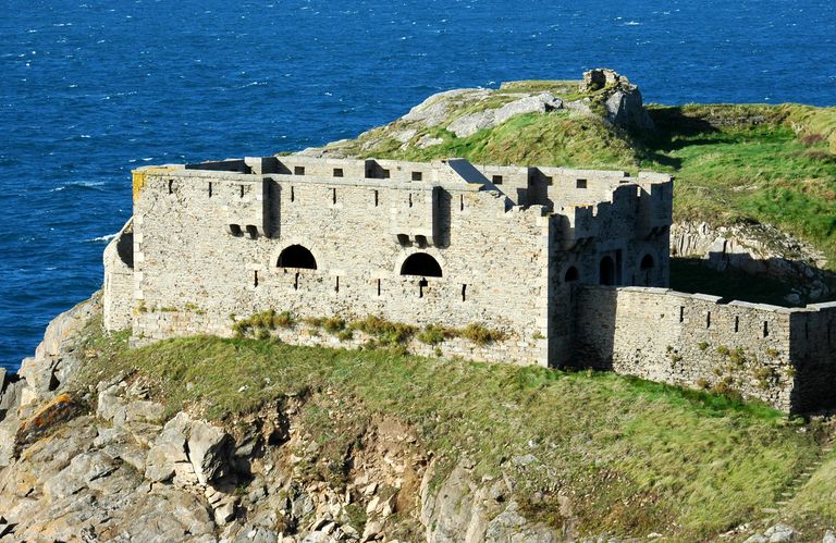 Vue du réduit de batterie de côte de l'Îlette