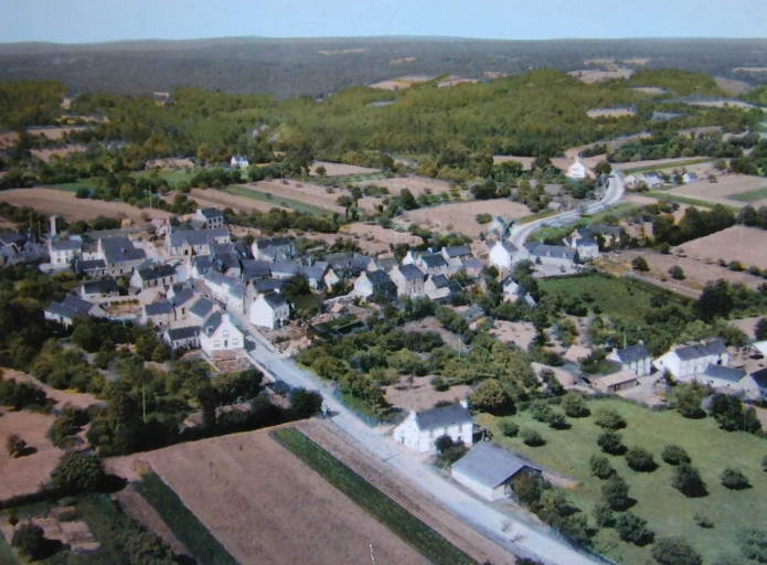 Vue aérienne prise du sud, vers 1960