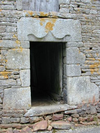 Penquer Kerdudou 1 : ancien logis, porte d'entrée
