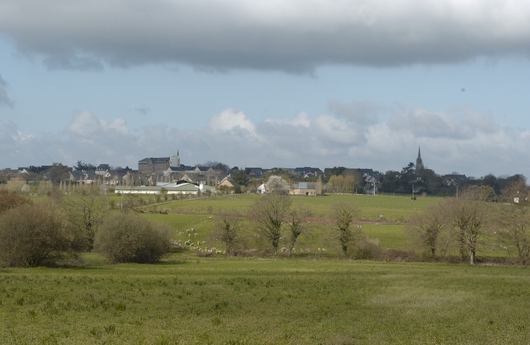 Noyal-sur-Vilaine, Vue d'ensemble ; Vue de la commune de Noyal-sur-Vilaine depuis Brécé