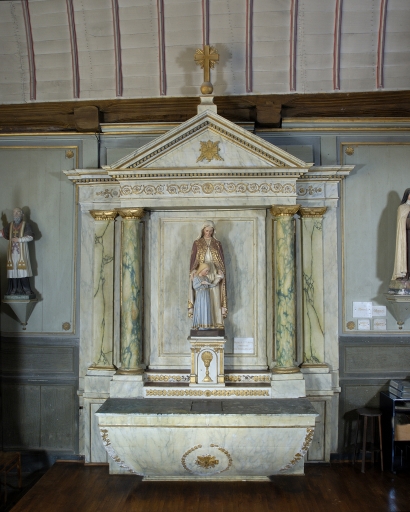 Ensemble de l'autel de sainte Anne : autel, tabernacle, retable, 2 gradins d'autel, degré d'autel