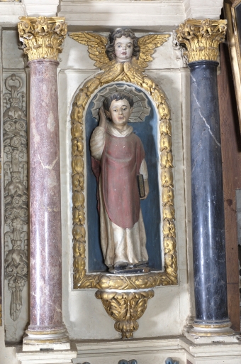 Statue : saint ?