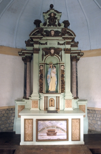 Autel et retable 