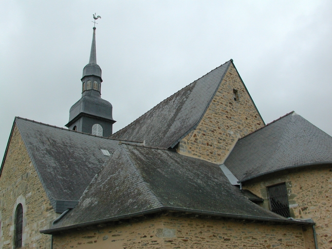 Vue des différentes toitures de l'église ; Vue des différentes toitures de l'église