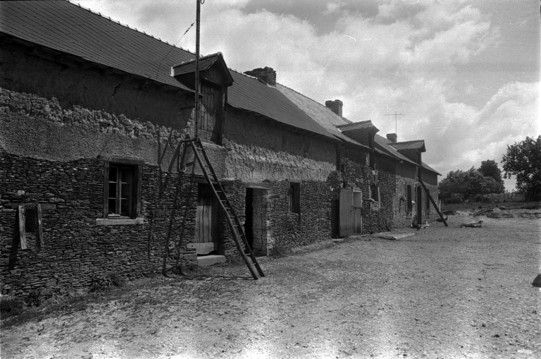 Vue générale de l'alignement en 1974