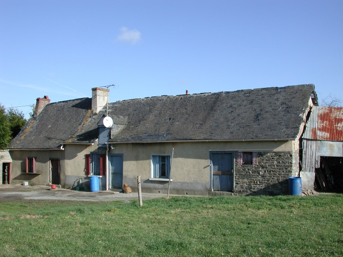 Vue générale Sud ; La Roncinais, ferme à deux logis