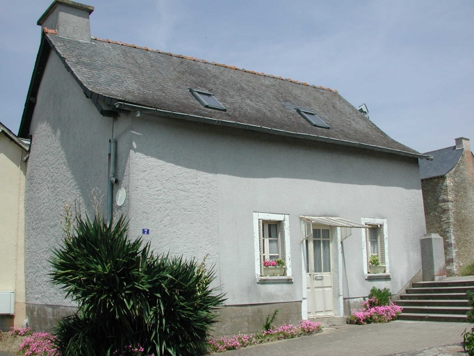 Maison élémentaire à deux pièces (vue sud ouest)