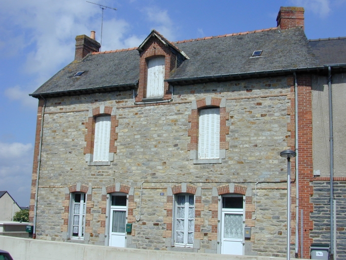 Vue générale de la façade sur rue ; Unités d'habitation juxtaposées, 6 passage de la Motte