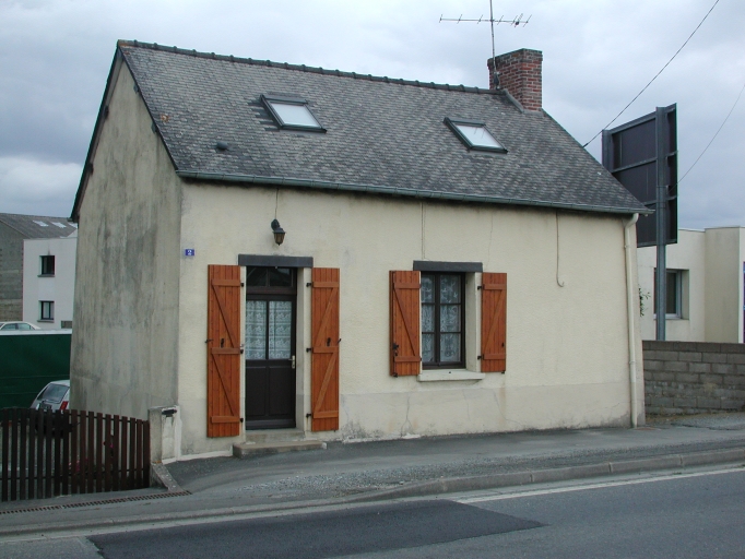 Vue générale de la façade sud de la maison