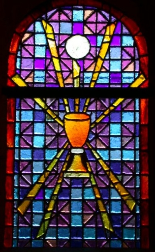 Verrière de la baie 2 : l'Eucharistie
