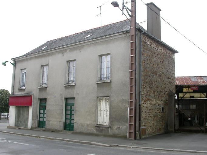 Hôtel de voyageurs Lancelot-Le Chapelain, 1 rue de Rennes (La Guerche-de-Bretagne)