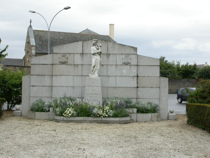 Vue générale ; Monument à Notre-Dame