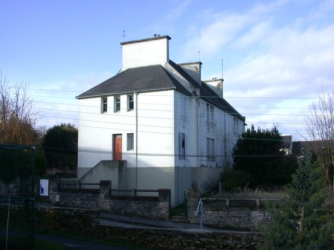 Vue du HBM prise du 32 rue A. Martine.