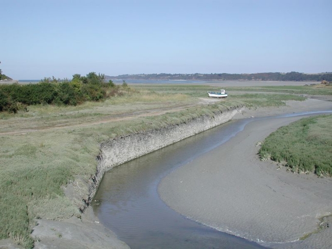 Vue de l'ancien quai de Port-à-la-Duc
